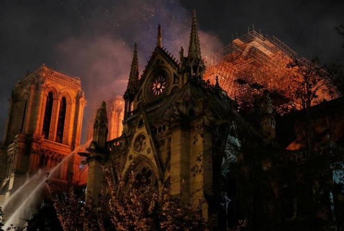 La cathédrale Notre-Dame de Paris pourrait être fermée pour cinq ou six ans 
