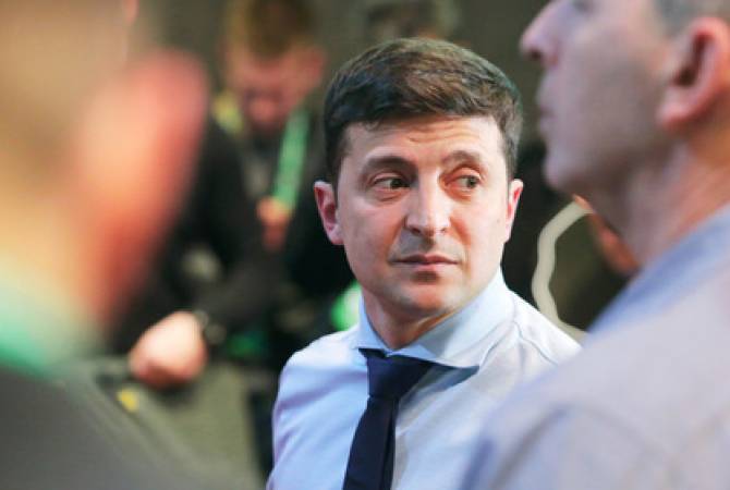 Зеленский считает вероятным проведение дебатов с Порошенко 19 апреля
