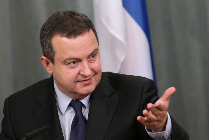 Глава МИД Сербии заявил, что его страна никогда не введет санкции против России