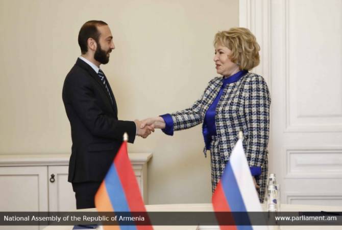 Председатель НС Армении провел двусторонние встречи в Санкт-Петербурге
