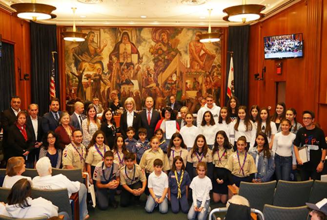 Congressman Adam Schiff attends ceremony dedicated to memory of Armenian Genocide 
victims
