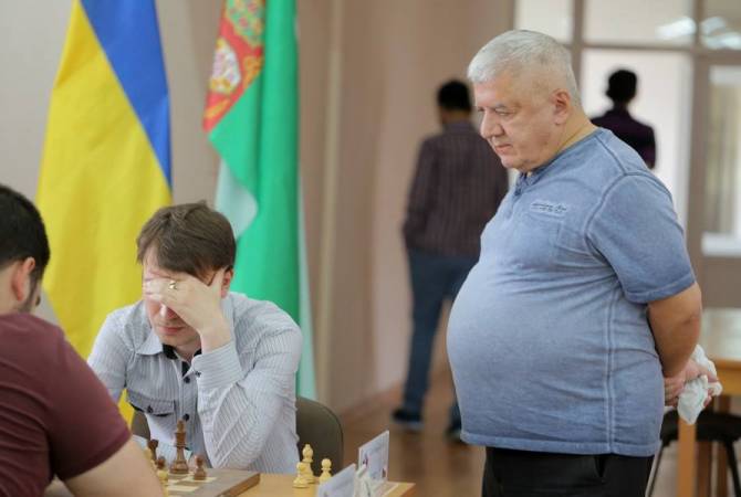 На чемпионате мира по шахматам среди ветеранов сборная Армении пока на втором 
месте