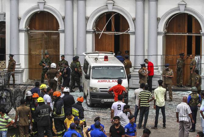 СМИ: власти Шри-Ланки объявили 23 апреля днем траура по погибшим при взрывах в 
Коломбо