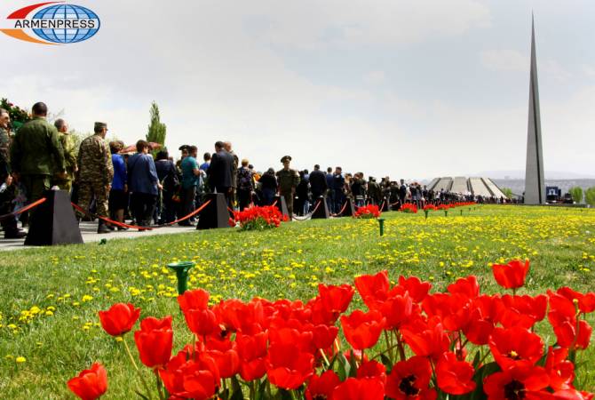 وسائل نقل مجانية في 24 أبريل لنقل المواطنين إلى نصب تسيتسيرناكابيرد لتكريم ضحايا الإبادة الأرمنية 
في الذكرى السنوية