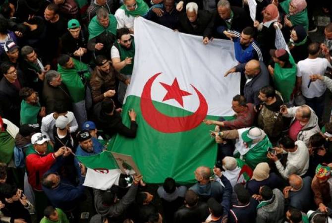 Пятеро алжирских миллиардеров стали фигурантами дела о коррупции

