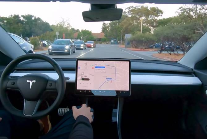 Tesla annonce ses nouvelles intentions pour la conduite autonome