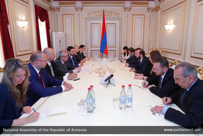 Спикер НС представил чешским партнерам проводимые в Армении реформы

