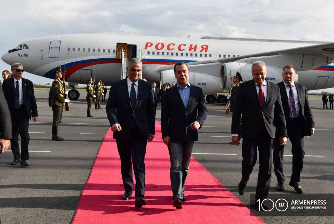 Russian PM arrives in Armenia on working visit