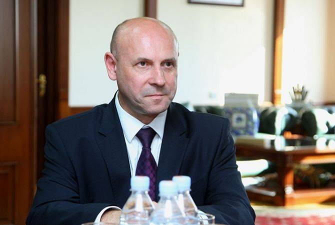 Посол Беларуси в  РА усматривает новый  импульс в  отношениях двух стран