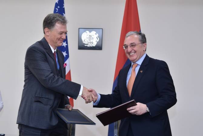 Հայ-ամերիկյան ռազմավարական երկխոսության առաջին նիստում ԱՄՆ-ն 
վերահաստատել է Հայաստանի հետ աշխատելու պատրաստակամությունը