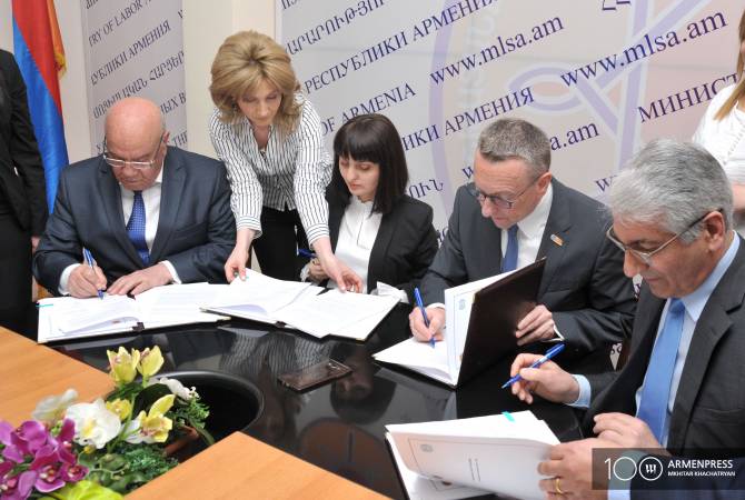 Decent salary, convenient conditions, social protection: “Decent Work” national program 
launched