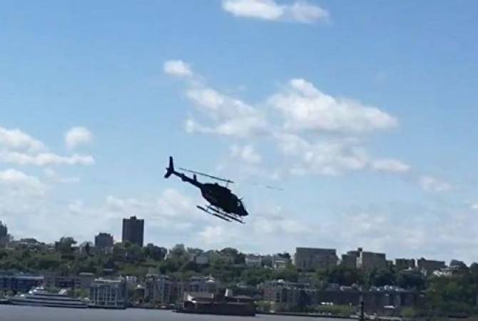 Падение вертолета в реку Гудзон попало на видео