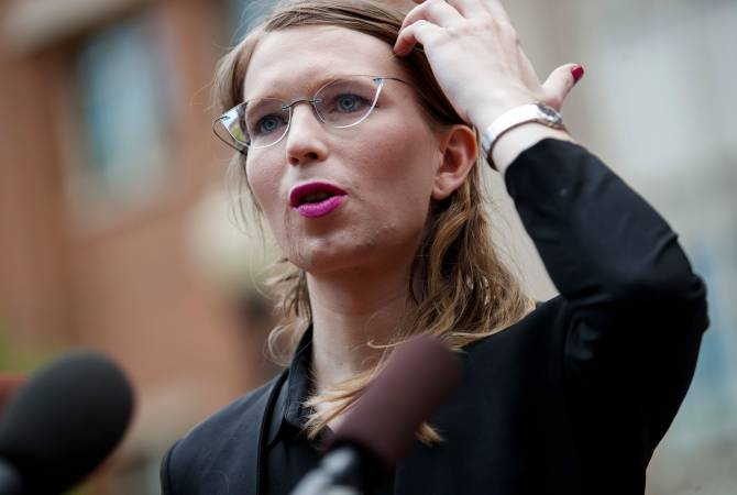 Суд в США отправил под стражу информатора WikiLeaks Челси Мэннинг