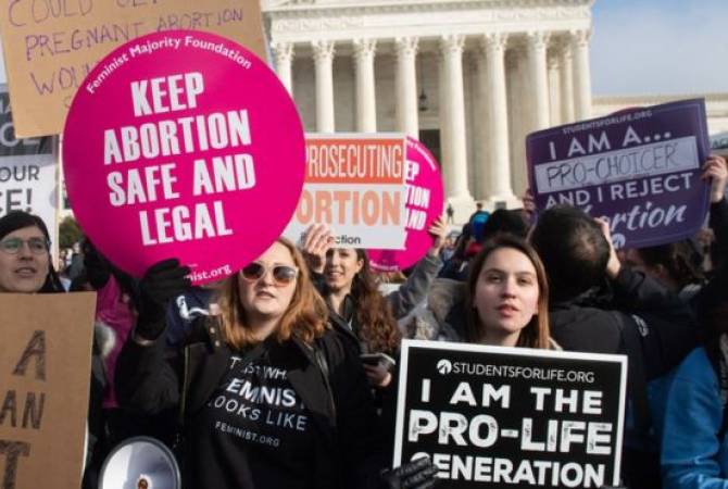Новый запрет на аборты в США - теперь и в Миссури