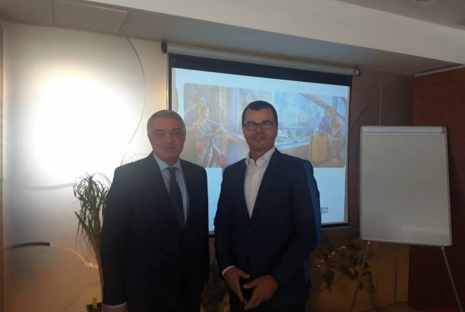 Դեսպան Հովակիմյանը հանդիպել է Պրահայի միջազգային օդանավակայանի 
տնօրենների խորհրդի նախագահի հետ