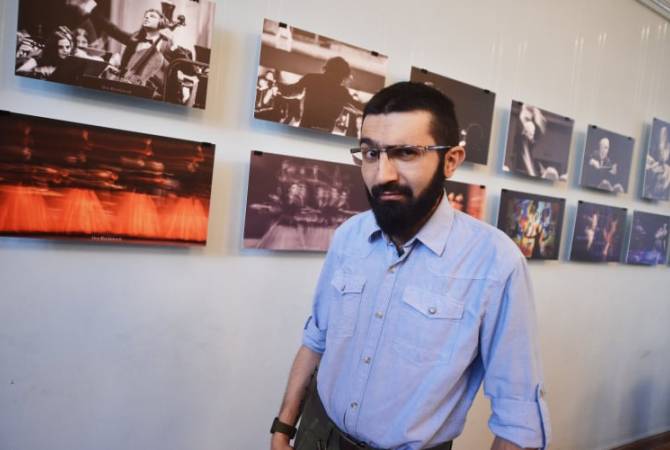 Թանգարանների գիշերը Երևանում բացվեց Գառնիկ Մելիք-Կարապետյանի 
լուսանկարչական աշխատանքների ցուցահանդեսը