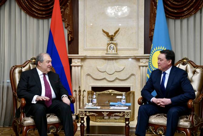 Казахстан заинтересован в углублении экономических связей с Арменией: Президент 
встретился с премьер-министром Казахстана