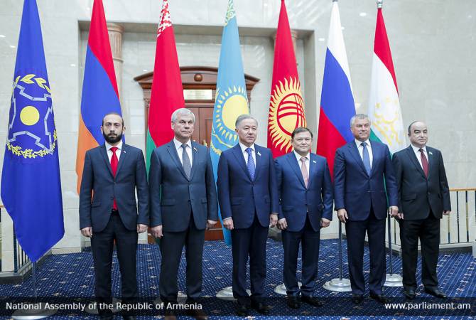 La délégation dirigée par Ararat Mirzoyan a participé à la séance de sortie du Conseil  de 
l'Assemblée parlementaire de l'OTSC