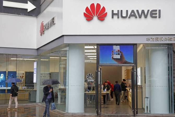 Минторг США позволил Huawei временно и ограниченно возобновить свою деятельность в 
стране