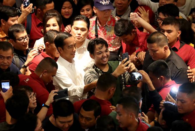 Джоко Видодо одержал победу на выборах президента Индонезии