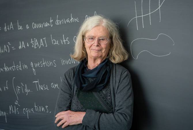 Абелевскую премию по математике вручили американке Карен Уленбек