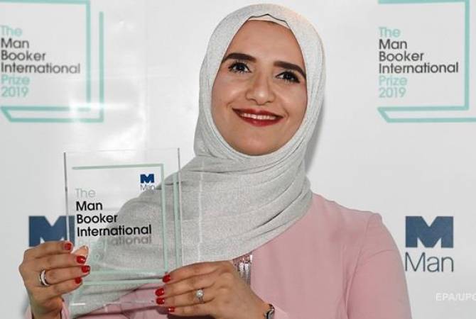 Лауреатом международной Букеровской премии стала писательница из Омана