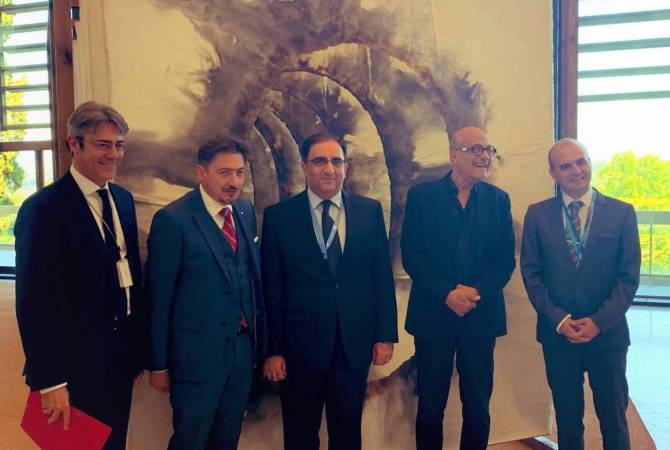 В Женеве открылась выставка произведений Жана Погосяна