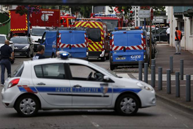 В Лионе на пешеходной улице произошел взрыв