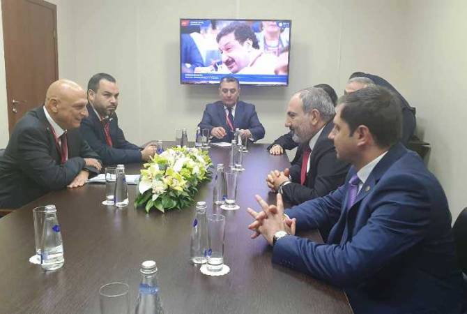 Началась встреча Никола Пашиняна и директора инновационного центра Министерства 
экономики Израиля