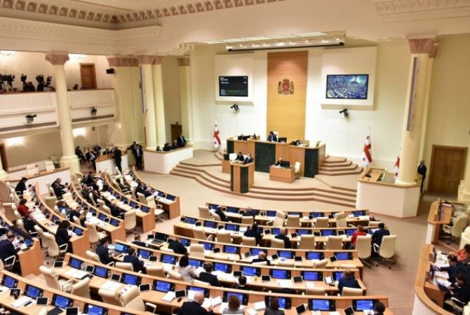 На промежуточных выборах в парламент Грузии победил кандидат правящей партии