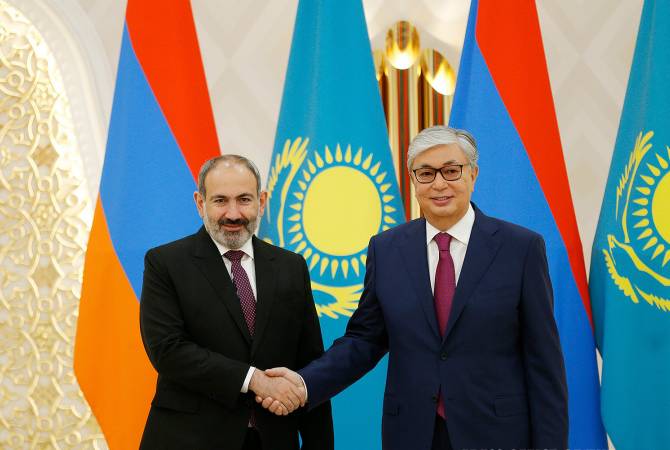 Никол Пашинян поздравил Касима-Жомарта Токаева с победой на президентских выборах 
в Казахстане