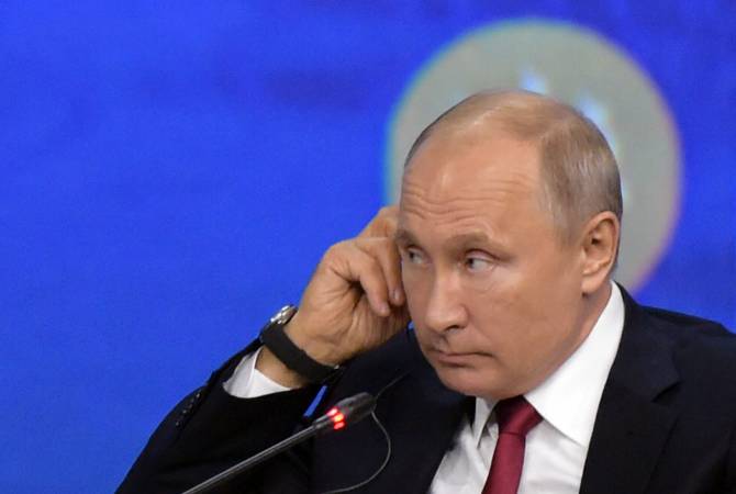 Poutine exprime l'espoir que le nouveau gouvernement ukrainien s'engagerait activement dans 
la restauration des relations avec la Russie 