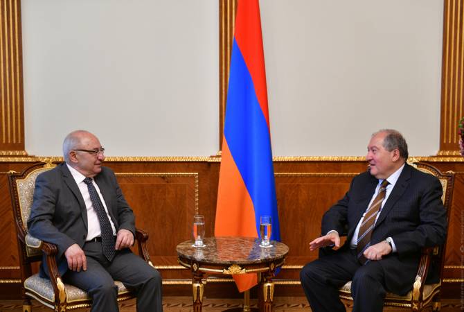 Rencontre entre le président Armen Sarkissian et le président du Conseil public