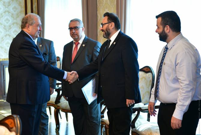 President Sarkissian hosts representatives of Beirut’s Union of Graduates of St. Gregory the 
Illuminator seminary