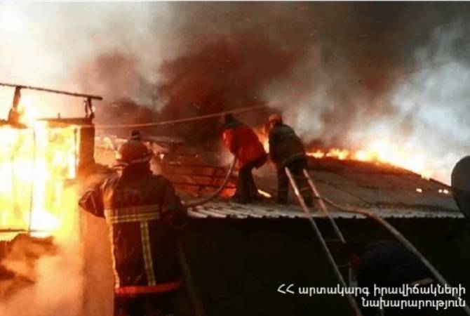 Գեղարքունիքի մարզի Թթուջուր համայնքում անանսնագոմի տանիք և 50 հակ անասնակեր է այրվել