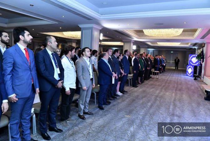 حزب العقد المدني الأرميني ينتخب سورين بابيكيان رئيسياً و21 عضواً بمجلس إدارة و7 أعضاء بمجلس 
أمناء جديد للحزب- أسماء المنتَخبين-