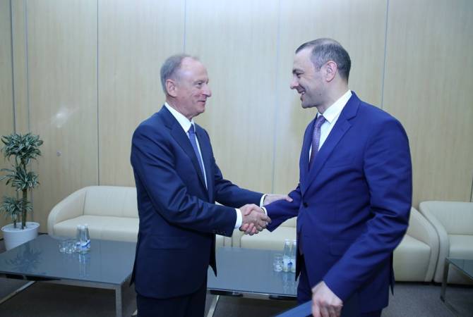  Секретарь Совета безопасности Армении Армен Григорян встретился с секретарем 
Совбеза РФ Николаем Патрушевым 