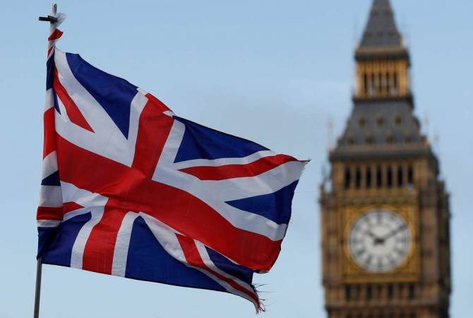  Кандидаты в британские премьеры ведут переговоры об объединении сил 