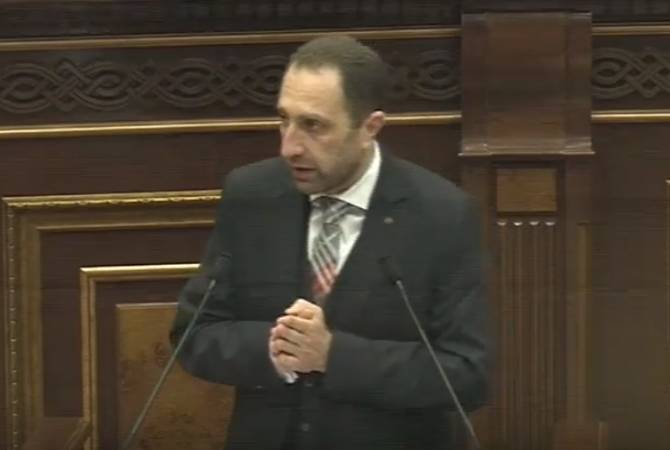 Парламент Армении обсуждает вопрос избрания члена ВСС:  “Мой шаг” выдвинул 
кандидатуру Григора Бекмезяна