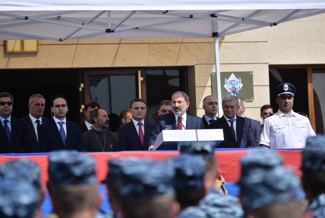 Наша воля будет непоколебима, рука не будет дрожать, врагов РА ожидает поражение: в 
Армении отмечают День формирования Войск полиции