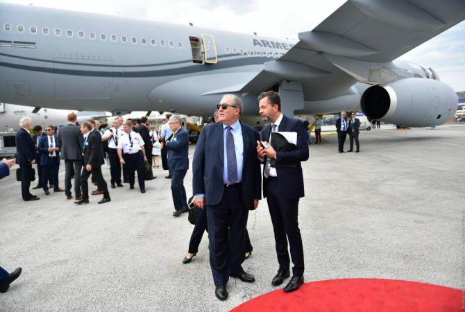 Armenian President meets with executives of Airbus and Air Asia in Paris