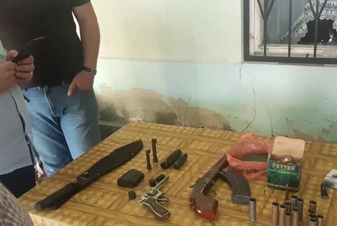 Ոստիկանությունն ուժեղացված ծառայություն է իրականացրել Արարատի մարզում․ 
հայտնաբերվել են թմրանյութ, զենք-զինամթերք 