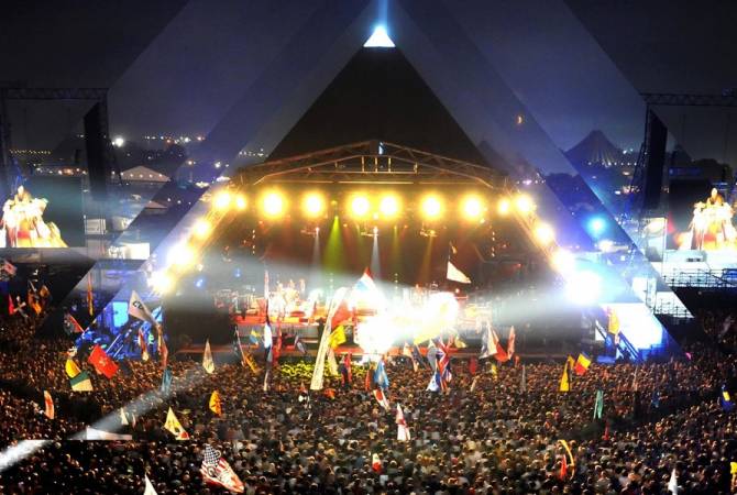 В Великобритании открылся музыкальный фестиваль Гластонбери