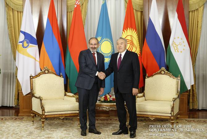 Nikol Pashinyan holds telephone conversation with Nursultan Nazarbayev