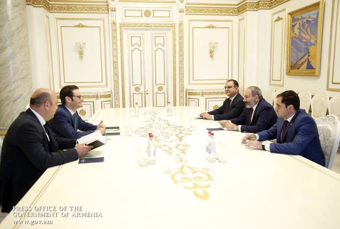 Премьер-министр Армении принял представителей компании “Амбер Капитал”