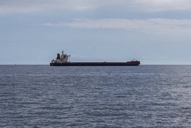 Власти Гибралтара задержали еще двоих членов экипажа иранского танкера

