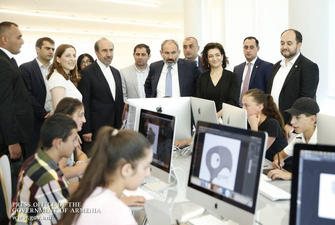 صندوق أطفال أرمينيا يسعى لإنشاء مركز في كل مقاطعة بأرمينيا- رئيس الوزراء وزوجته يزوران مركز لوري-