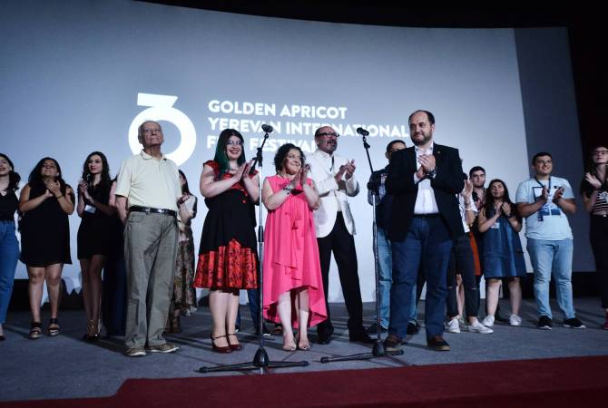 «Ոսկե ծիրան» 16-րդ միջազգային կինոփառատոնի գլխավոր մրցանակին արժանացավ 
«Ռեյ և Լիզ» ֆիլմը

