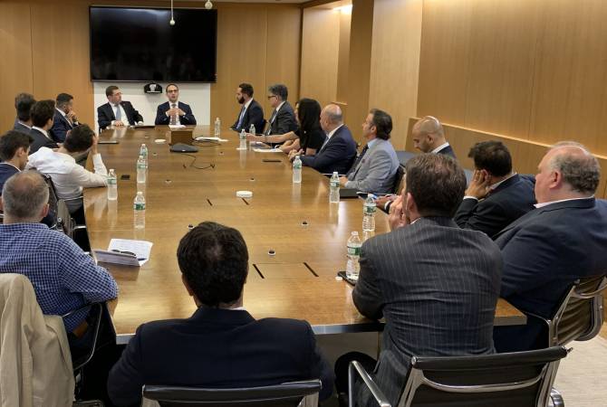 Deputy PM Avinyan meets with members of Armenians in Banking and Finance network in NYC