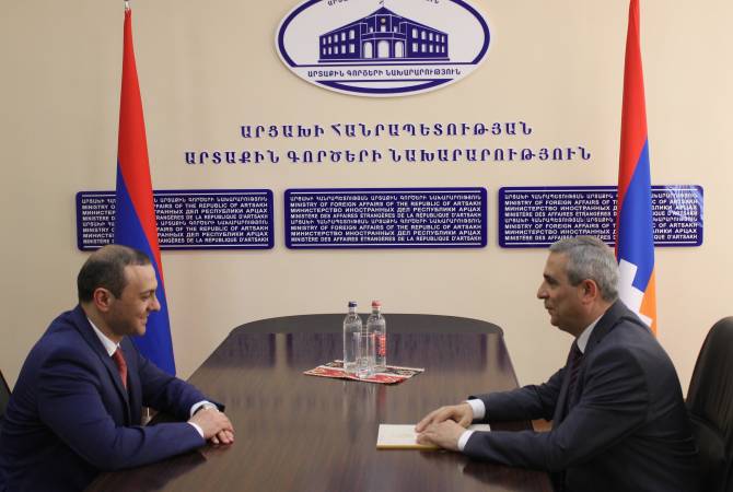 Արցախի Հանրապետության ԱԳՆ ղեկավարը հանդիպել է Հայաստանի Անվտանգության 
խորհրդի քարտուղարին
